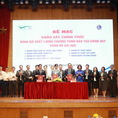 Bế mạc đợt khảo sát chính thức đánh giá chất lượng 07 chương trình đào tạo chính quy trình độ đại học